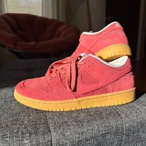 Nike Dunk Low SB ‘Adobe’